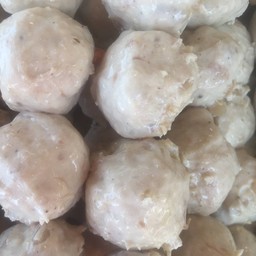 ลูกชิ้นเอ็นหมู