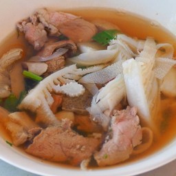 ต้มแซ่บหัวโป่ง