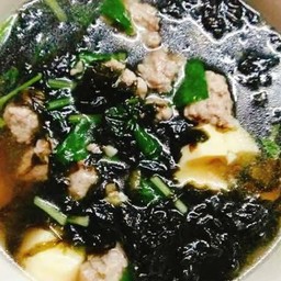 ซุปสาหร่ายไก่สับ