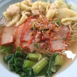 บะหมี่เกี๊ยวเนื้อแดง