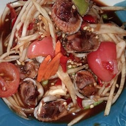 ส้มตำไทยใส่หอยแครง