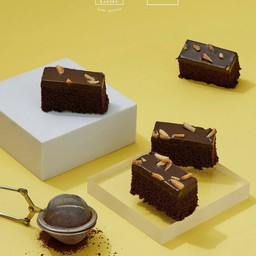 อัลมอนด์ช็อคโกแลตสไลด์