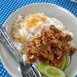ข้าวหมูกระเทียม+ไข่ดาว