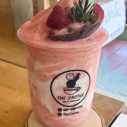 สตรอเบอรี่+เสาวรส (smoothie)