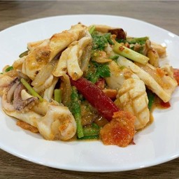 หมึกผัดไข่เค็ม