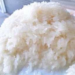 ข้าวเหนียวมูลครึ่งกิโล