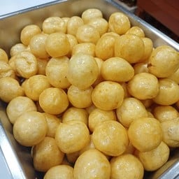 ลูกชิ้นหมูบุรีรัมย์ทอดกรอบ (สีทอง)