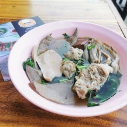 ต้มเลือดหมูพิเศษ