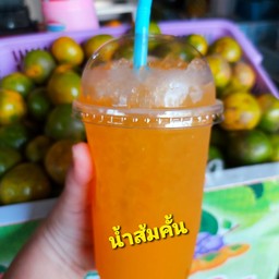 น้ำส้ม คั้น