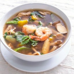 แกงเลี้ยงกุ้งสด