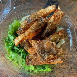 ปลากะพงทอดน้ำปลา