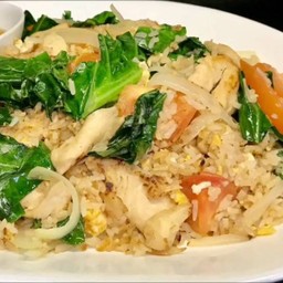 ข้าวผัดไก่.