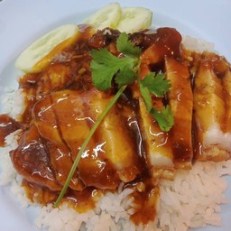 ข้าวหมูกรอบ