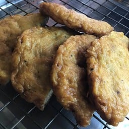 หมูยอ  (ทอด)สามชิ้นต่อกล่อง