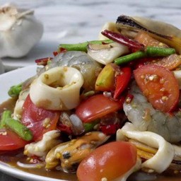 ส้มตำทะเล