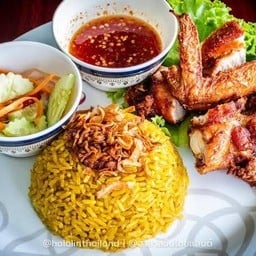 ร้านไก่ทอดเดชา x นางฟ้าเย็นตาโฟ นครพนม