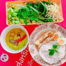 ขนมจีนปากแตก