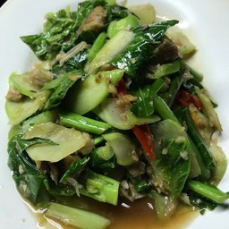 คะน้าปลาเค็ม