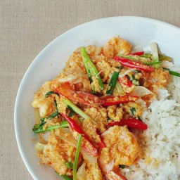 ข้าว=ผัดผงกะหรี่ทะเล