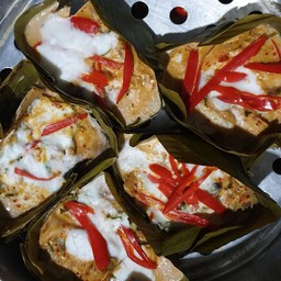 MANEE ร้านแม่มณี ผัดไทย ห่อหมกปลาช่อน