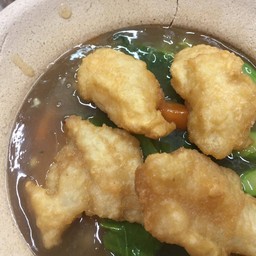 ราดหน้าเต้าซี่ปลา