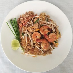 ผัดไทยกุ้งสด