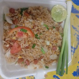 ข้าวผัดกุนเชียง