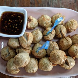 ลูกชิ้นทอด