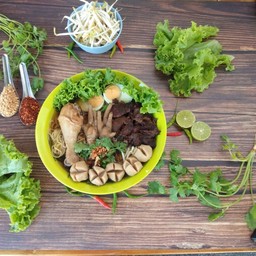 ก๋วยเตี๋ยวจัมโบ้ & ชาบัง