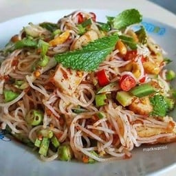 หน้าหมี ส้มตำ ยำแซ่บ