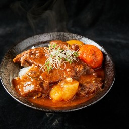 ข้าวสตูเนื้อไทก้า