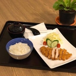 ทงคัตสึ ข้าวหมูทอด