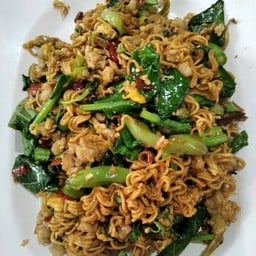 ร้านข้าวจานเดียวอิ่มอิ่ม