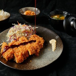 ข้าวหน้าหมูทอด