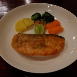 แซลม่อนสเต็ก