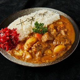 ข้าวแกงกระหรี่เนื้อไทก้า