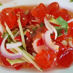 ยำไข่แดงเค็ม