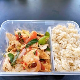 ต้มยำผัดแห้งไก่ (คลีน)