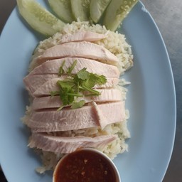 ข้าวมันไก่ใบเตย