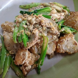 เส้นทอดผัดซีอิ้ว