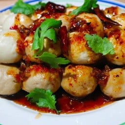 เอกลูกชิ้น&น้ำดื่ม