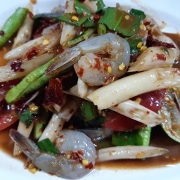 ตำไหลบัวกุ้งสดน้ำปลาร้า