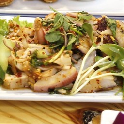 ลาบหัวทาโกะ