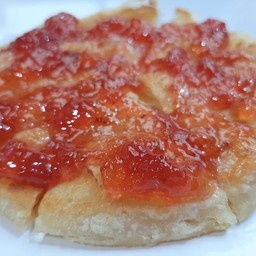 โรตีตบแยมสตรอเบอร์รี่