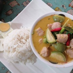 ข้าวแกงเขียวหวานปลากราย