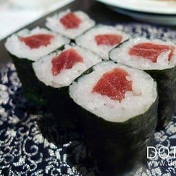 ทูน่ามากิ