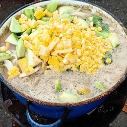 เจ้แหวว แกงเลียง ทอดมันกุ้ง ทอดมันปลากรายแท้