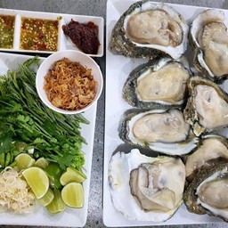 หอยนางรมใหญ่ (ตัวละ)