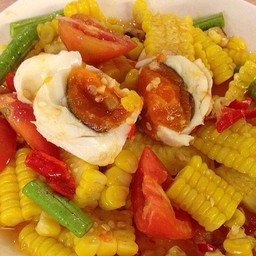 ตำข้าวโพดไข่เค็ม