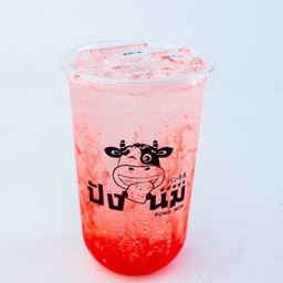 สตอเบอรี่ โซดา